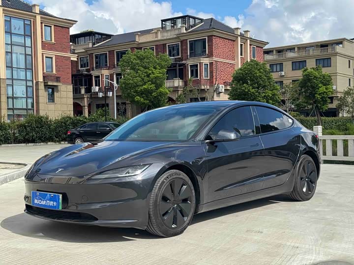 Model 3 2023 RWD - zdjęcie 14
