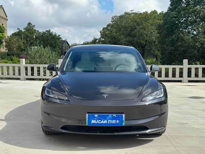 Model 3 2023 RWD - zdjęcie 15