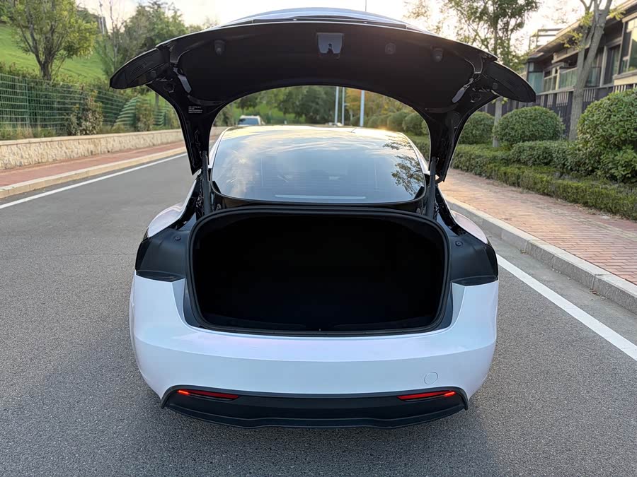 Model 3 2023 RWD - zdjęcie 16