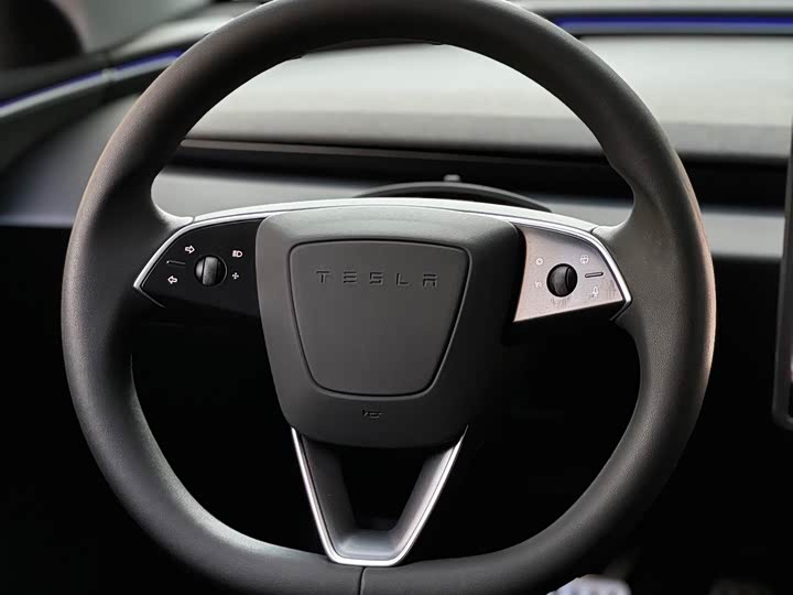 Model 3 2023 RWD - zdjęcie 17