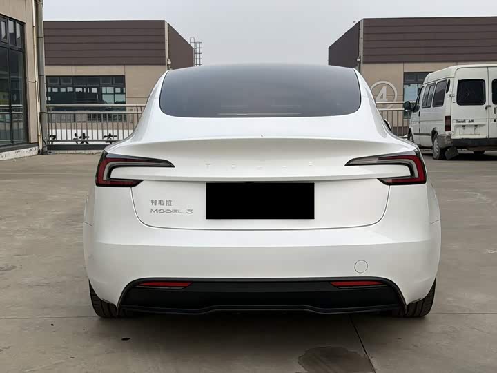 Model 3 2023 RWD - zdjęcie 17