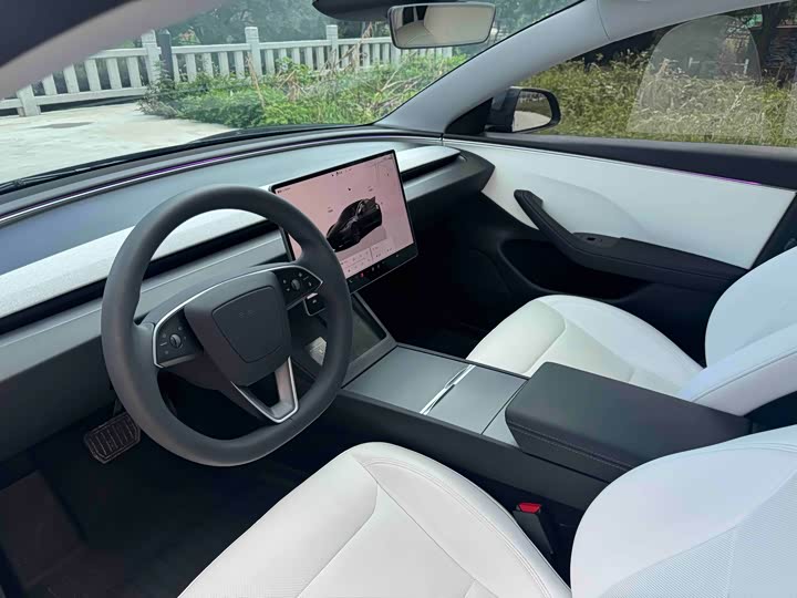 Model 3 2023 RWD - zdjęcie 17