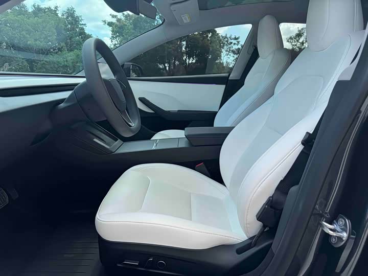 Model 3 2023 RWD - zdjęcie 18