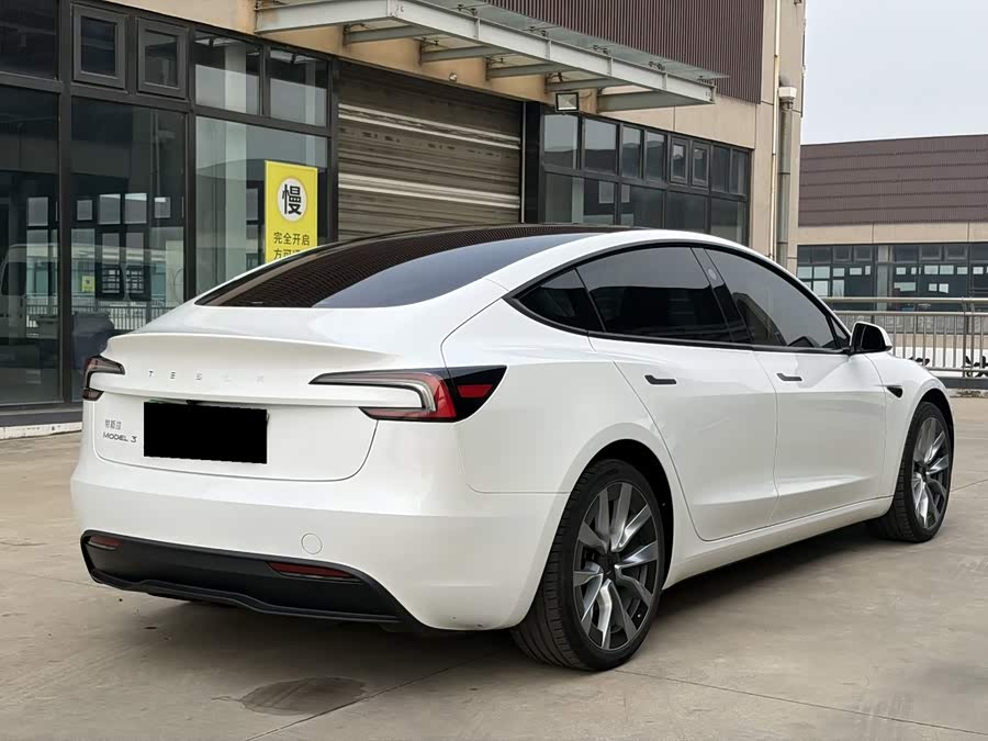 Model 3 2023 RWD - zdjęcie 7