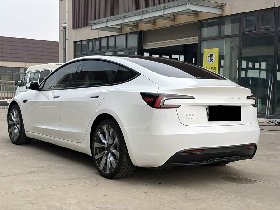 Model 3 2023 RWD - zdjęcie 9
