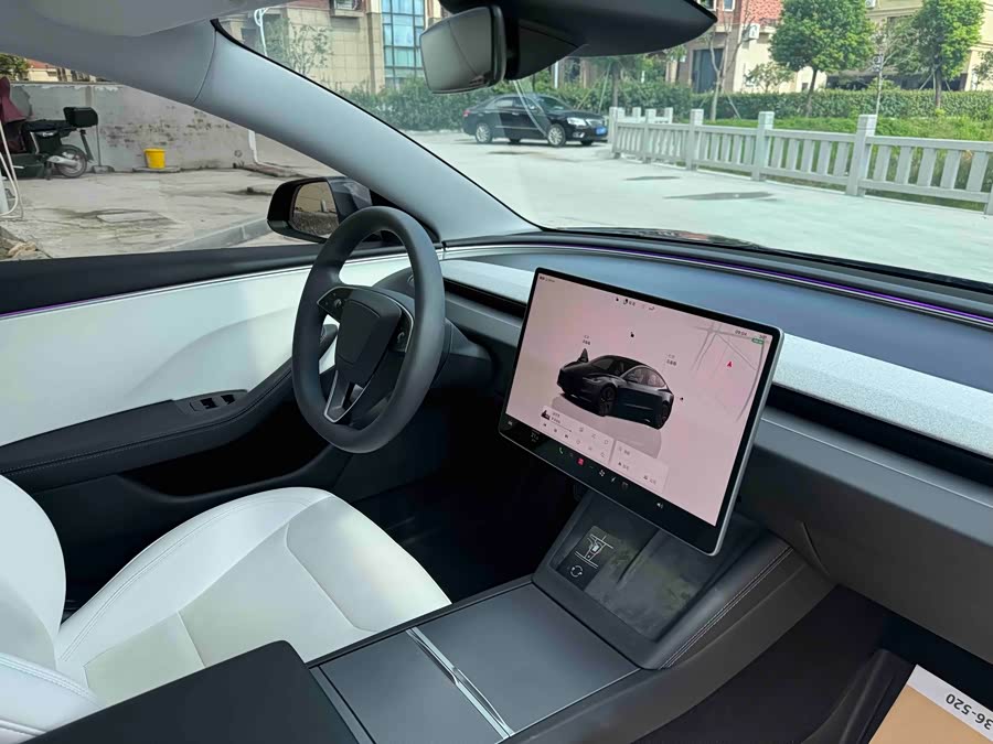 Model 3 2023 RWD - zdjęcie 9