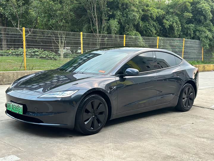 Model 3 2025 RWD - zdjęcie 14