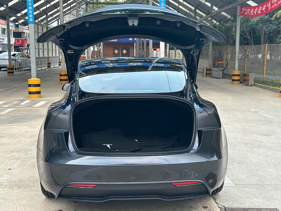 Model 3 2025 RWD - zdjęcie 8