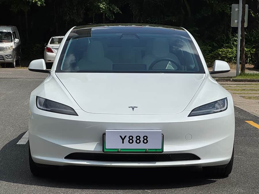 Model 3 2026 RWD - zdjęcie 2