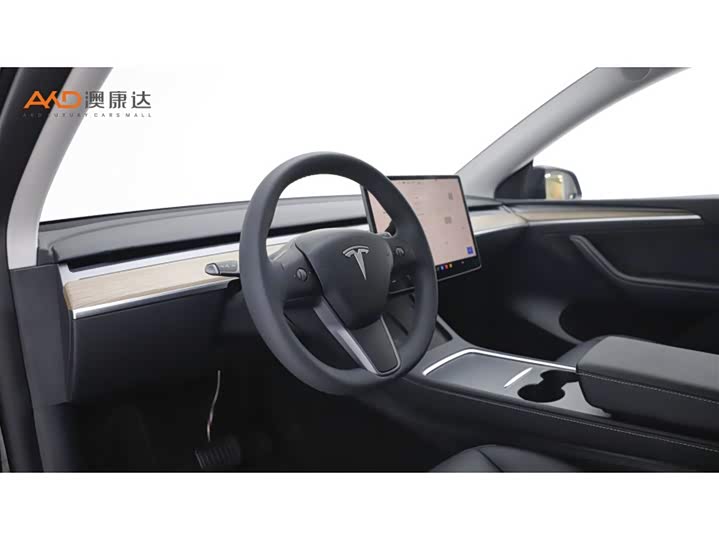 Model Y 2022 Facelift Long Range All-Wheel Drive Version - zdjęcie 16