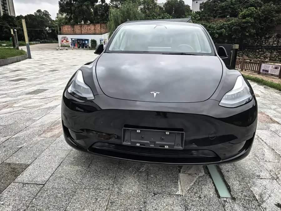 Model Y 2022 Facelift RWD - zdjęcie 2