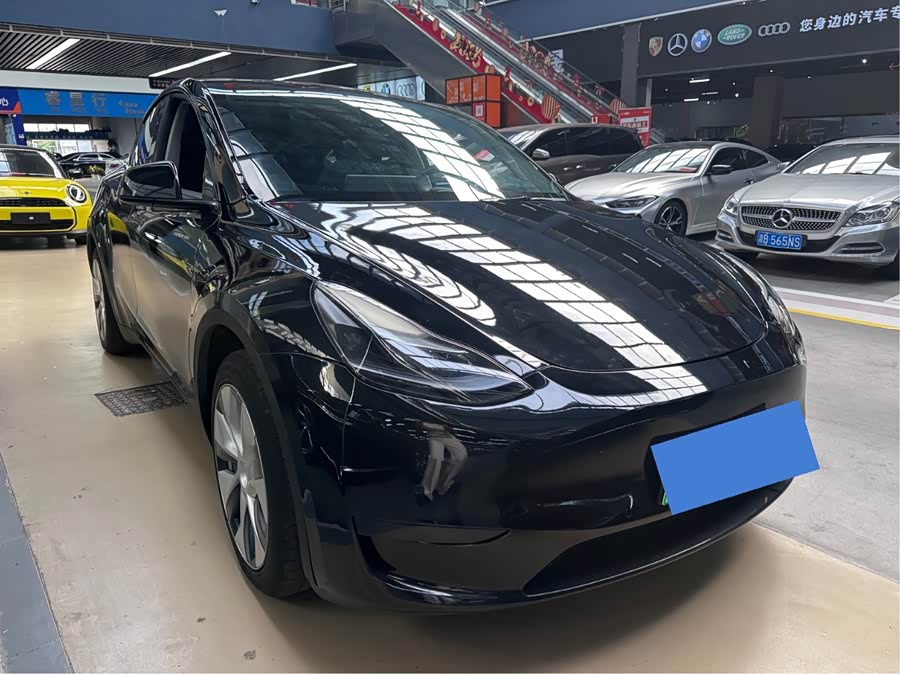 Model Y 2022 Facelift RWD - zdjęcie 2