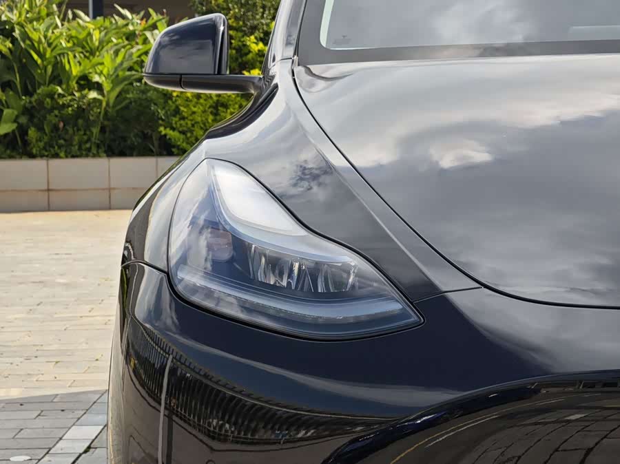 Model Y 2022 Facelift RWD - zdjęcie 2