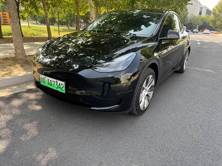 Model Y 2022 Facelift RWD - zdjęcie 11