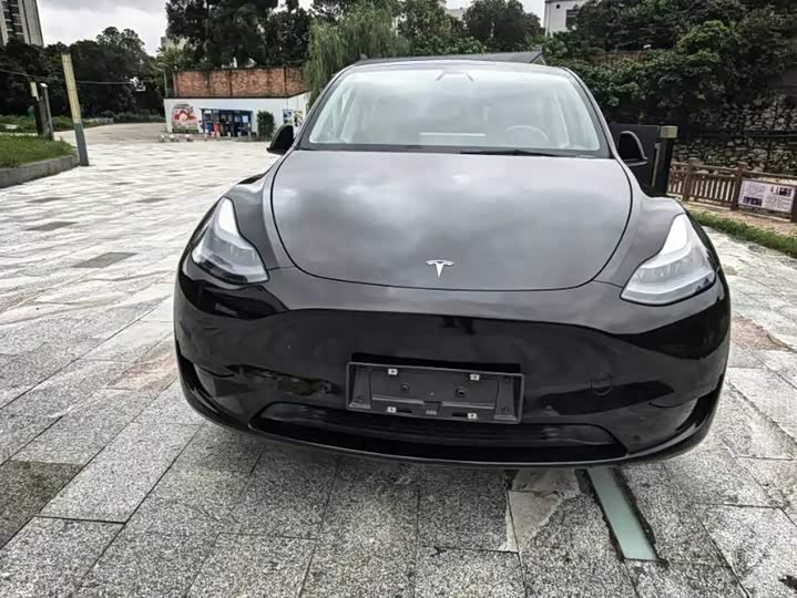 Model Y 2022 Facelift RWD - zdjęcie 11