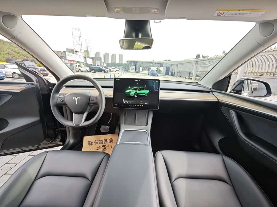 Model Y 2022 Facelift RWD - zdjęcie 11