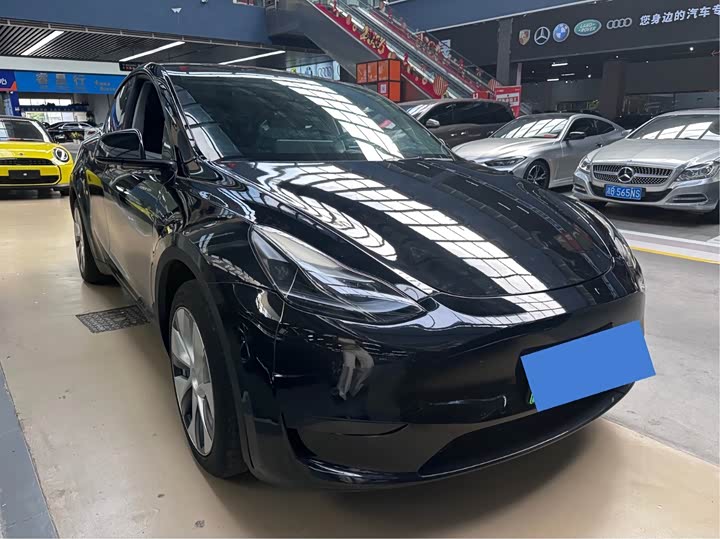 Model Y 2022 Facelift RWD - zdjęcie 17