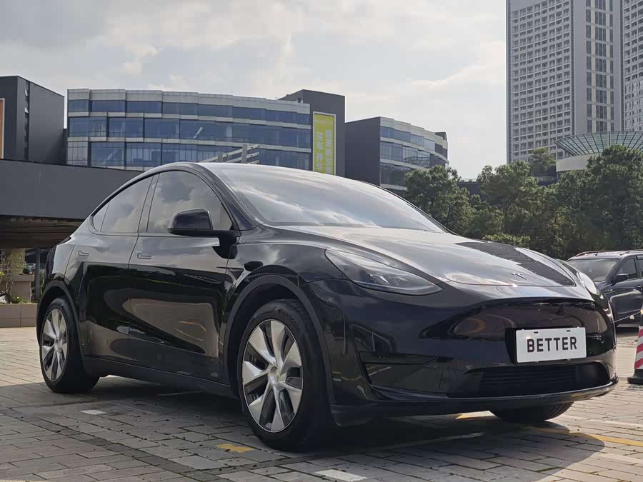 Model Y 2022 Facelift RWD - zdjęcie 3
