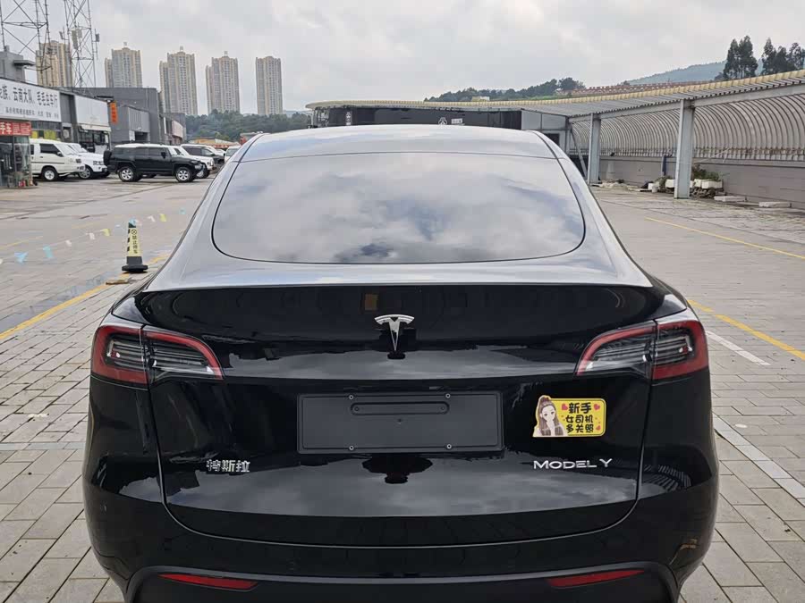 Model Y 2022 Facelift RWD - zdjęcie 7