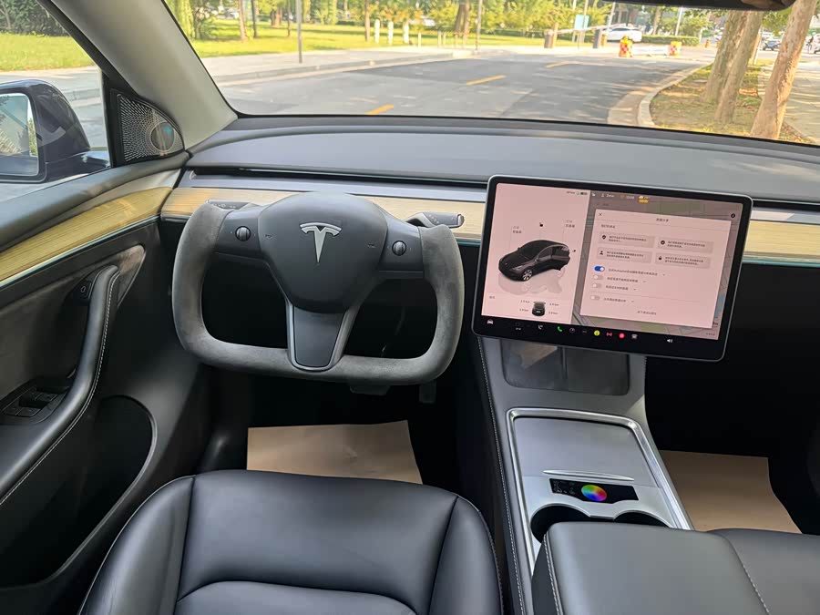 Model Y 2022 Facelift RWD - zdjęcie 8
