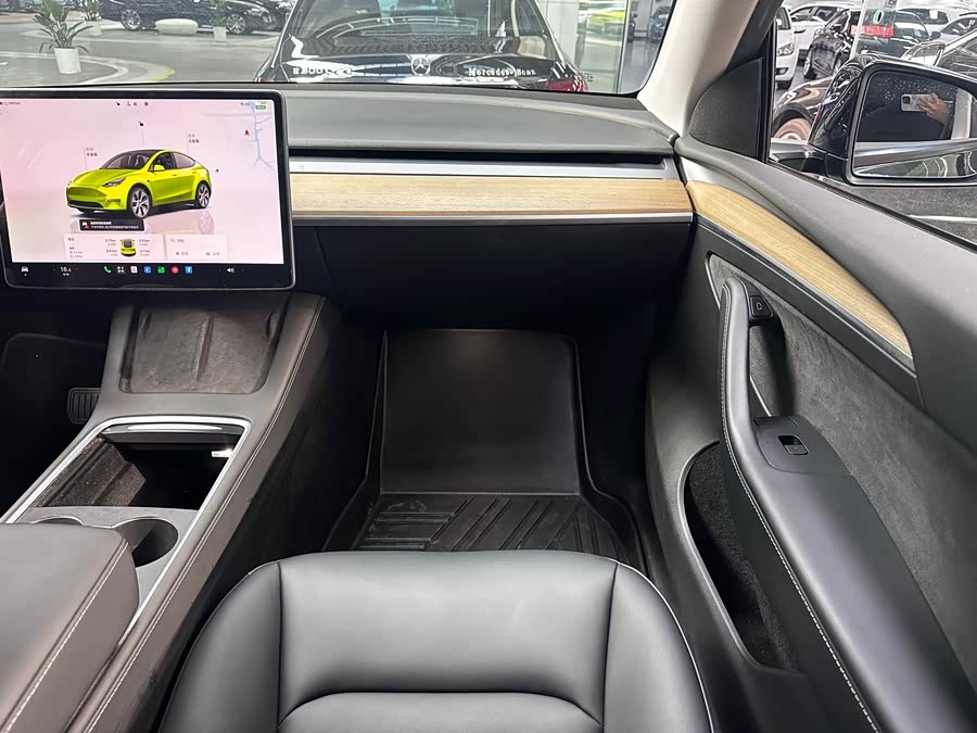 Model Y 2022 Facelift RWD - zdjęcie 8