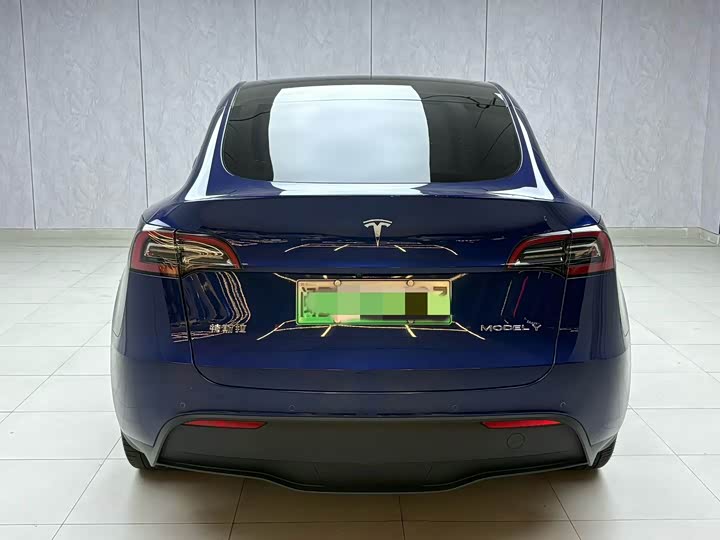 Model Y 2022 RWD - zdjęcie 17