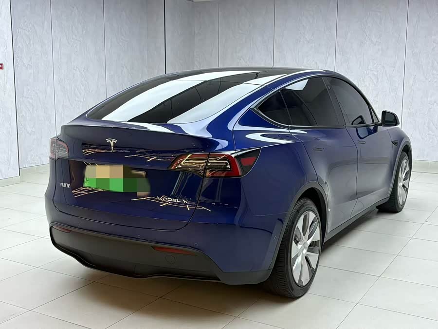 Model Y 2022 RWD - zdjęcie 7