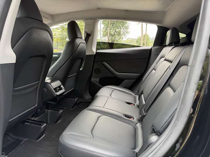 Model Y 2023 Rear-Wheel Drive Version - zdjęcie 15