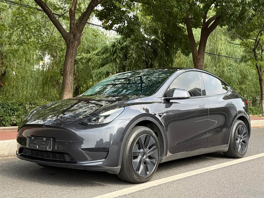 Model Y 2024 RWD - zdjęcie 1