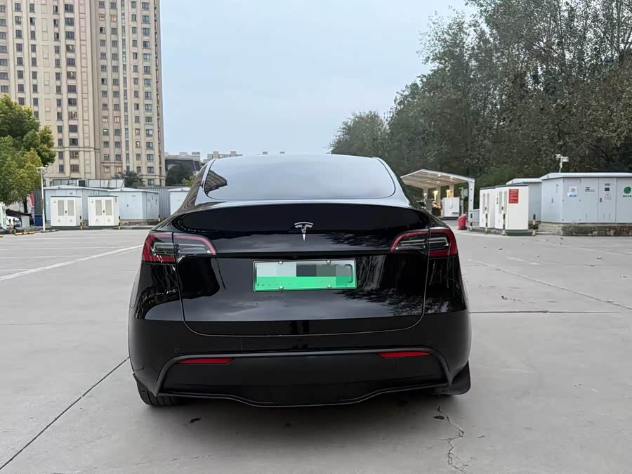 Model Y 2024 RWD - zdjęcie 4