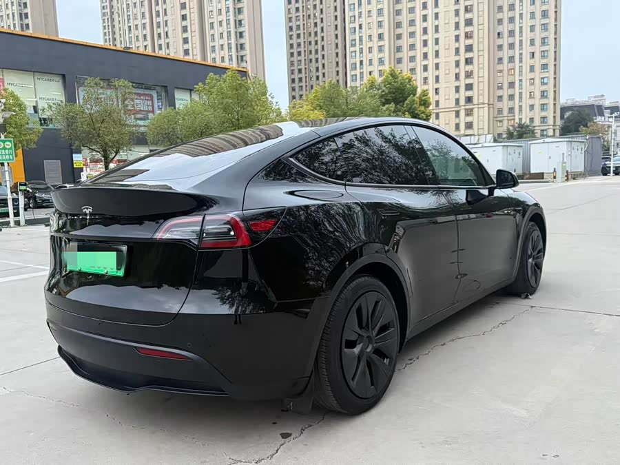 Model Y 2024 RWD - zdjęcie 5