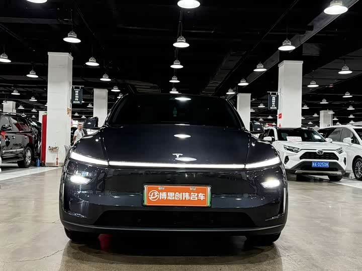Model Y 2025 Facelift Long Range AWD - zdjęcie 11