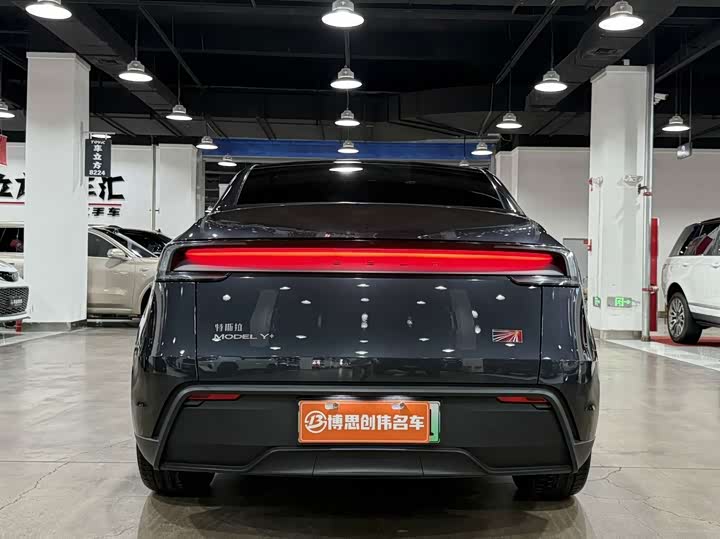 Model Y 2025 Facelift Long Range AWD - zdjęcie 17