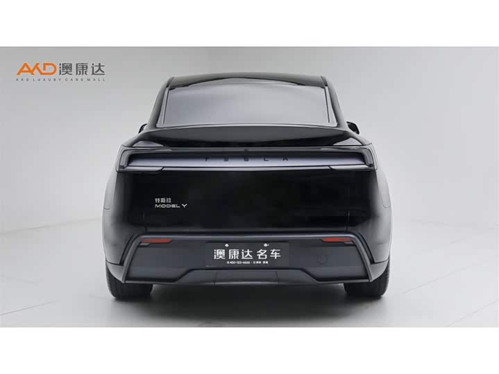 Model Y 2025 RWD - zdjęcie 14