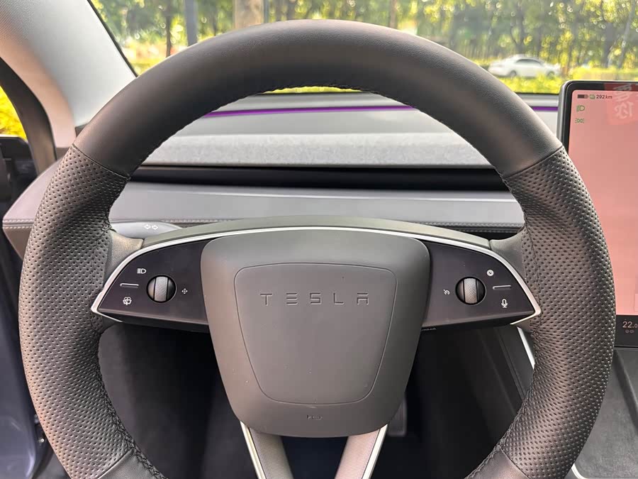 Model Y 2025 RWD - zdjęcie 8