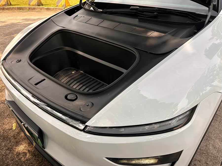 Model Y 2025 RWD - zdjęcie 9