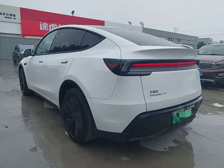 Model Y 2026 Long Range RWD - zdjęcie 16