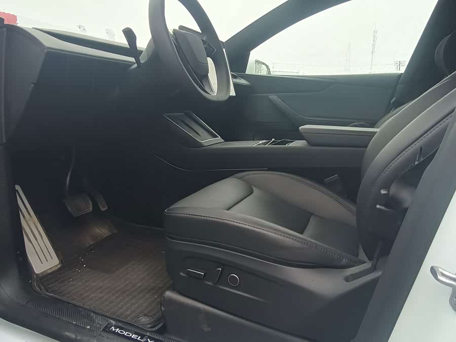 Model Y 2026 Long Range RWD - zdjęcie 5