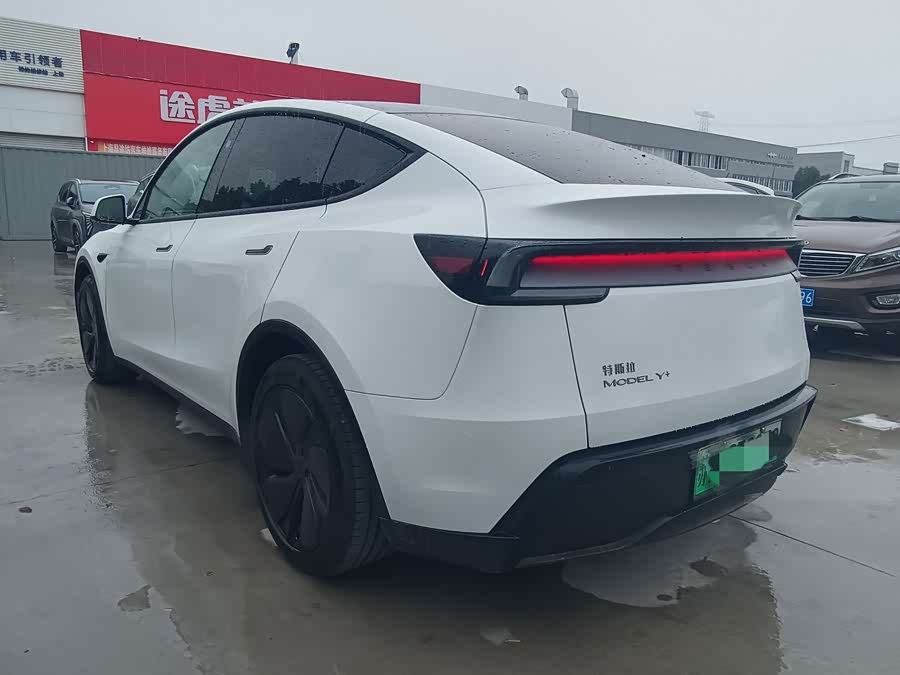 Model Y 2026 Long Range RWD - zdjęcie 7