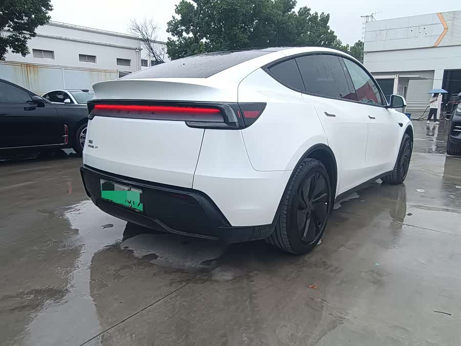 Model Y 2026 Long Range RWD - zdjęcie 8