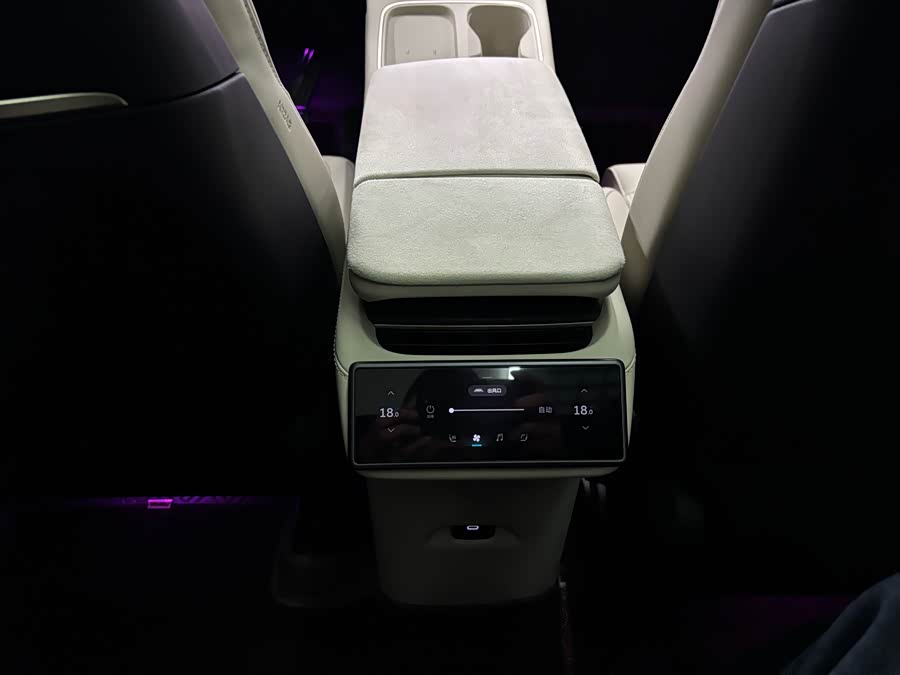 NIO ES6 2024 75kWh - zdjęcie 10