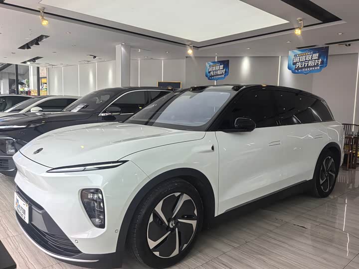 NIO ES8 2023 75kWh - zdjęcie 10