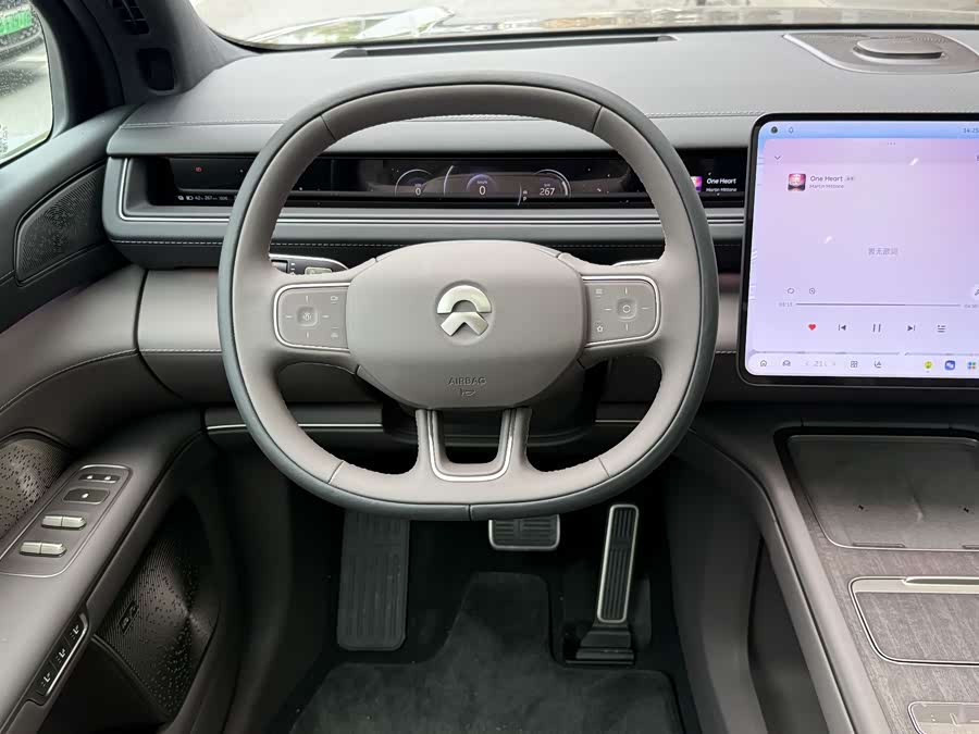 NIO ES8 2026 6-Seater Executive Luxury - zdjęcie 13