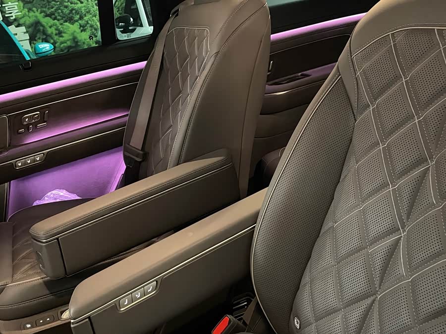 NIO ES8 2026 6-Seater Executive Luxury - zdjęcie 9