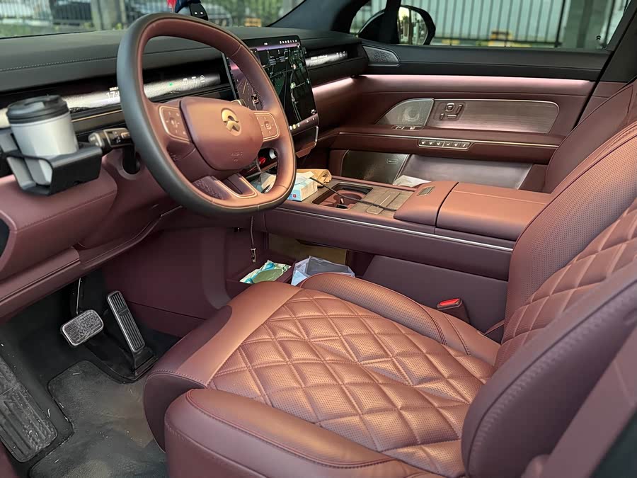 NIO ES8 2026 Six-seat Executive Signature Edition - zdjęcie 6