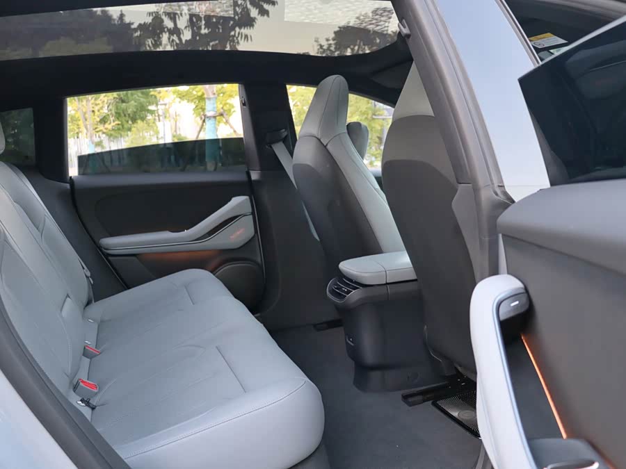 NIO ET5T 2024 75kWh Touring - zdjęcie 18