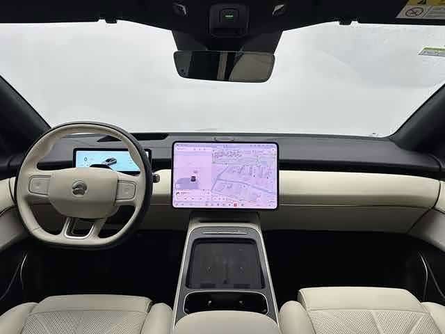 NIO ET5T 2025 75kWh Touring - zdjęcie 17