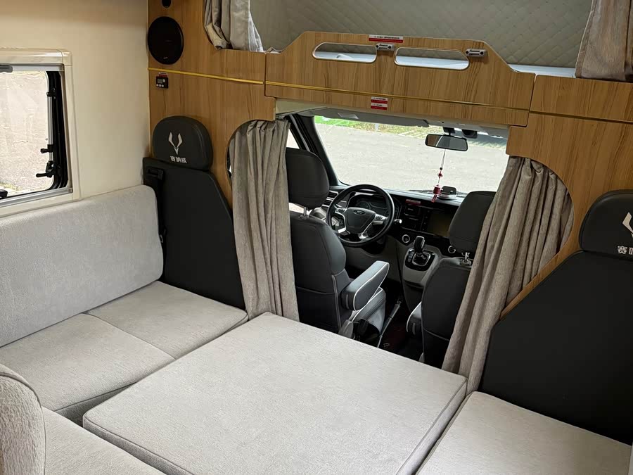 New Generation Transit C-Class RV 2023 2.2T Diesel - zdjęcie 11