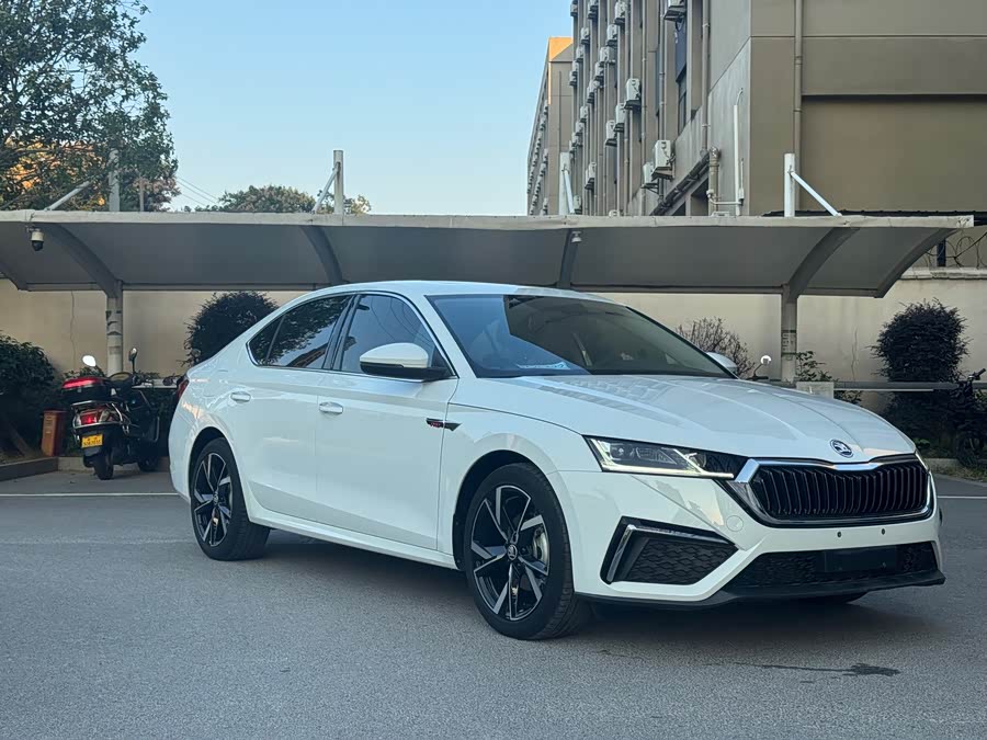 Octavia 2023 Pro TSI280 Luxury - zdjęcie 2