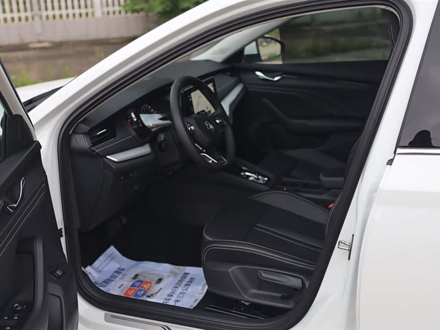 Octavia 2023 Pro TSI280 Luxury - zdjęcie 17